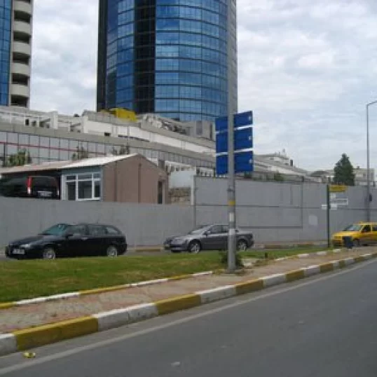 Beşiktaş Belediyesi Akmerkez Çevresi Yol Genişletme ve Bordür - Tretuar İnşaatı