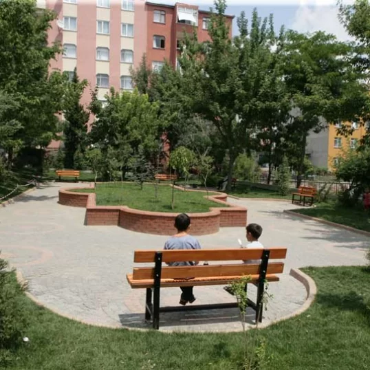 Küçükçekmece Belediyesi Şehit Mahmut Ergül Parkı Revizyon ve Yeşil Alan Düzenleme İşi